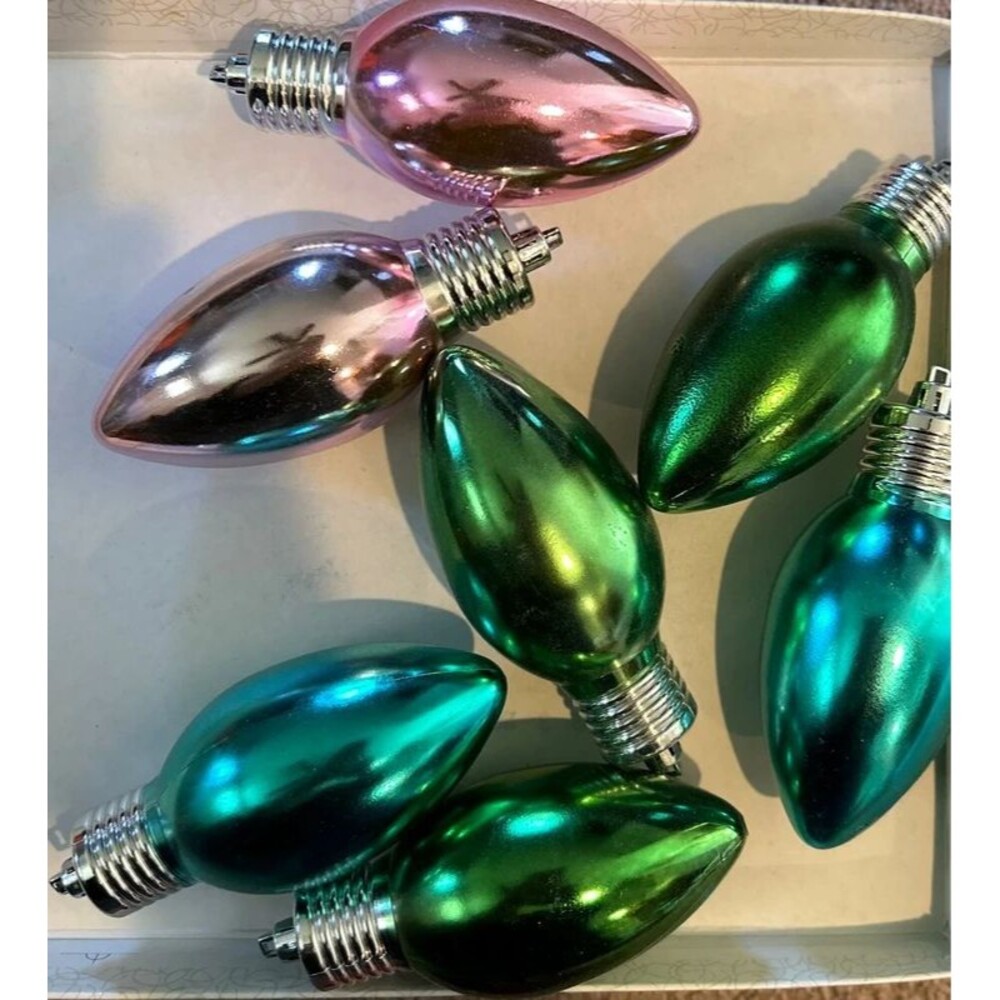 Plastic Lightbulb Ornament Bundle